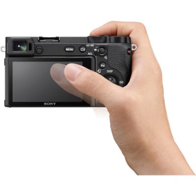 Sony a6600 Mirrorless Camera with 18-135mm f/3.5-5.6 Lens - Image 3