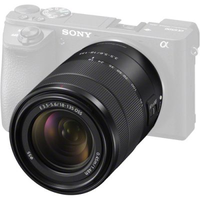 Sony E 18-135mm f/3.5-5.6 OSS Lens - Image 9